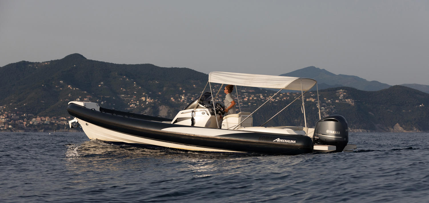 Adrenalina Taxi Boat